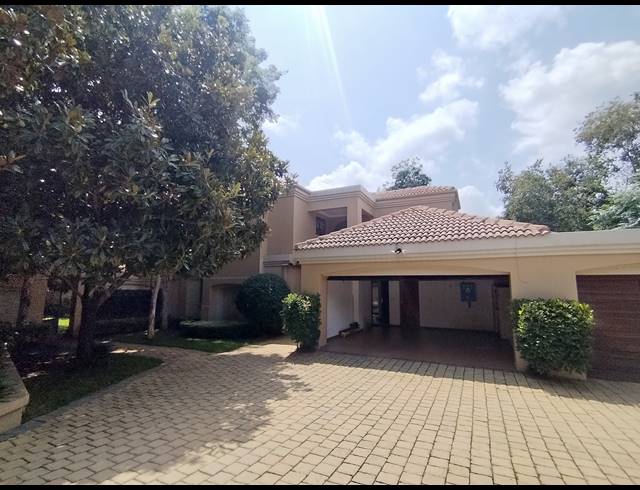 3 BEDROOM HOUSE FOR SALE IN COUNTRY LIFE PARK